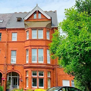 redclyffe-guesthouse.hotel-killarney.com/